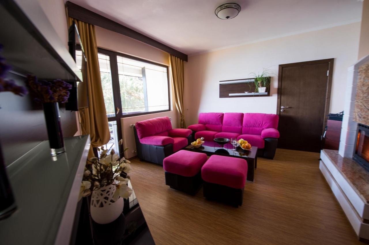 Family Hotel Hebar Batak Exterior photo
