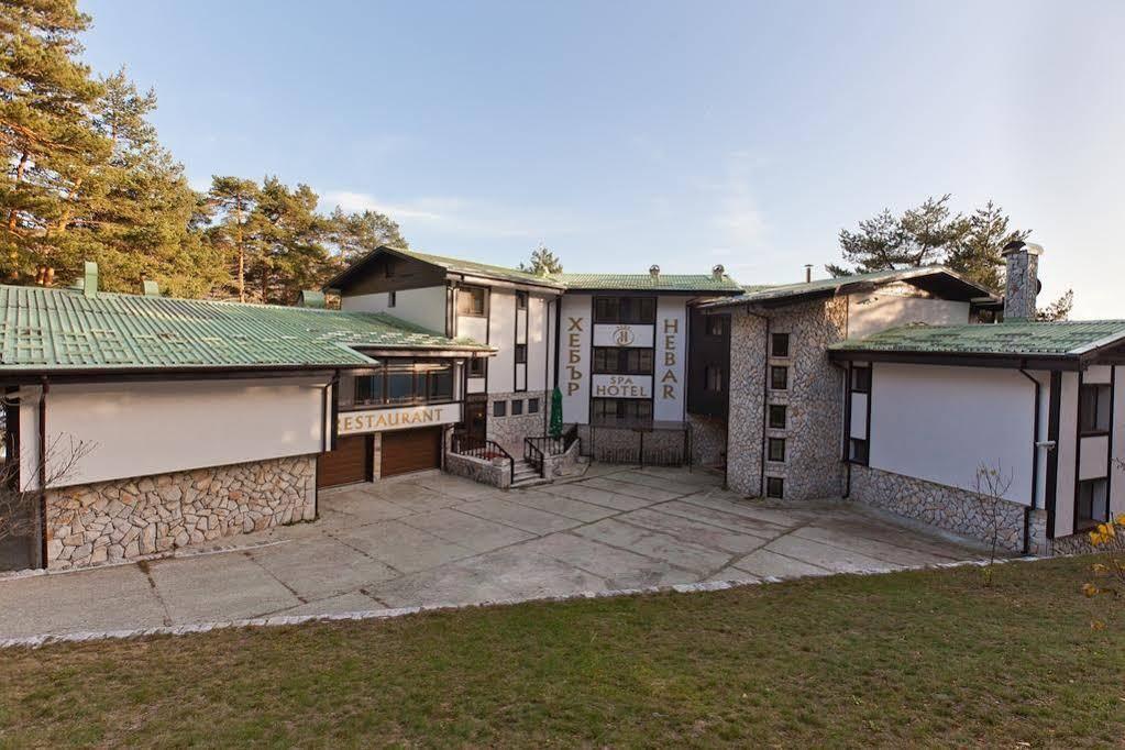 Family Hotel Hebar Batak Exterior photo